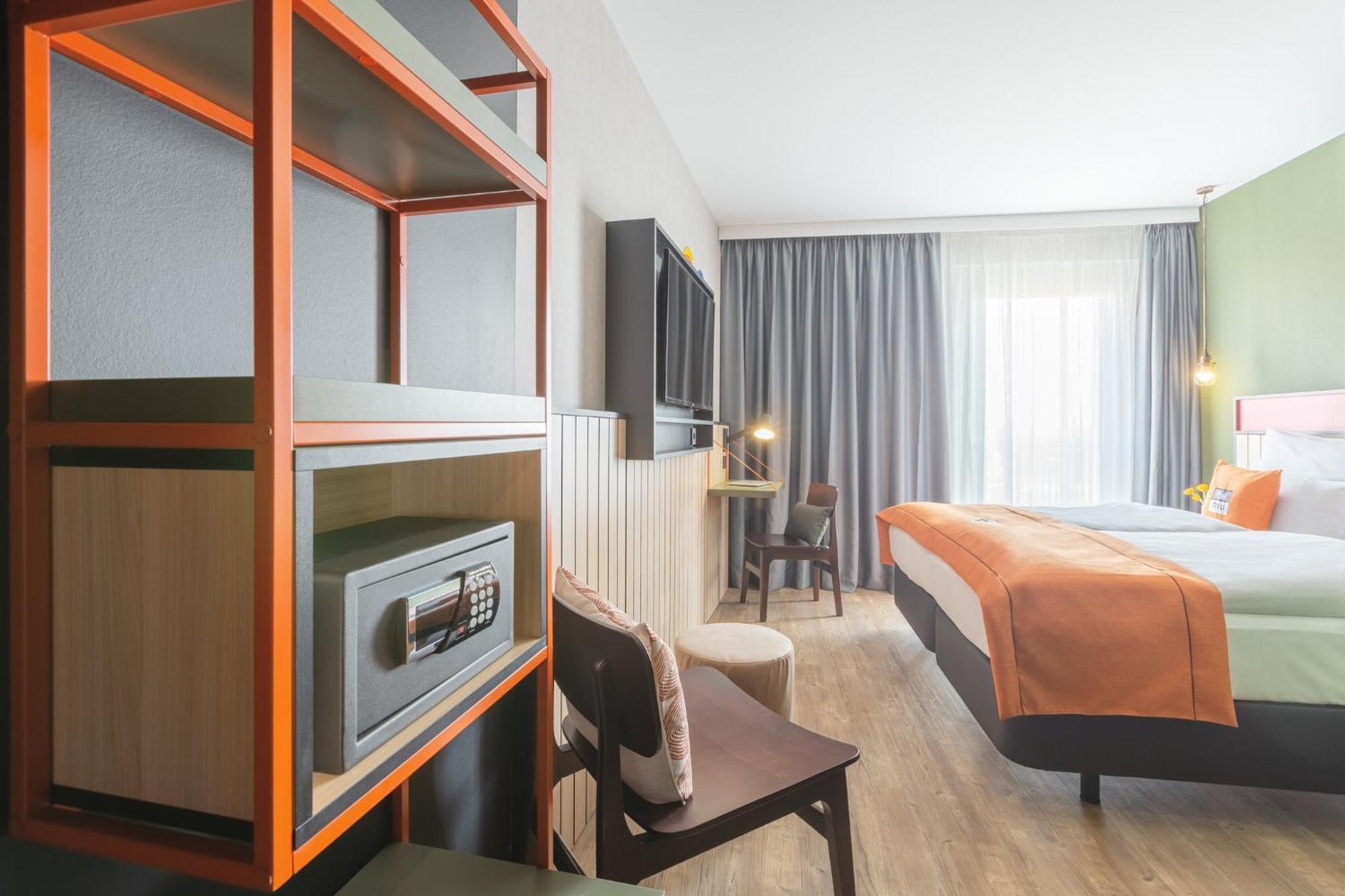Holiday Inn - The Niu, Amity Potsdam By Ihg المظهر الخارجي الصورة